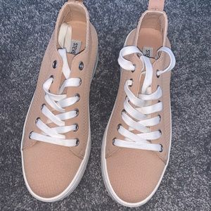 Steve Madden shoes